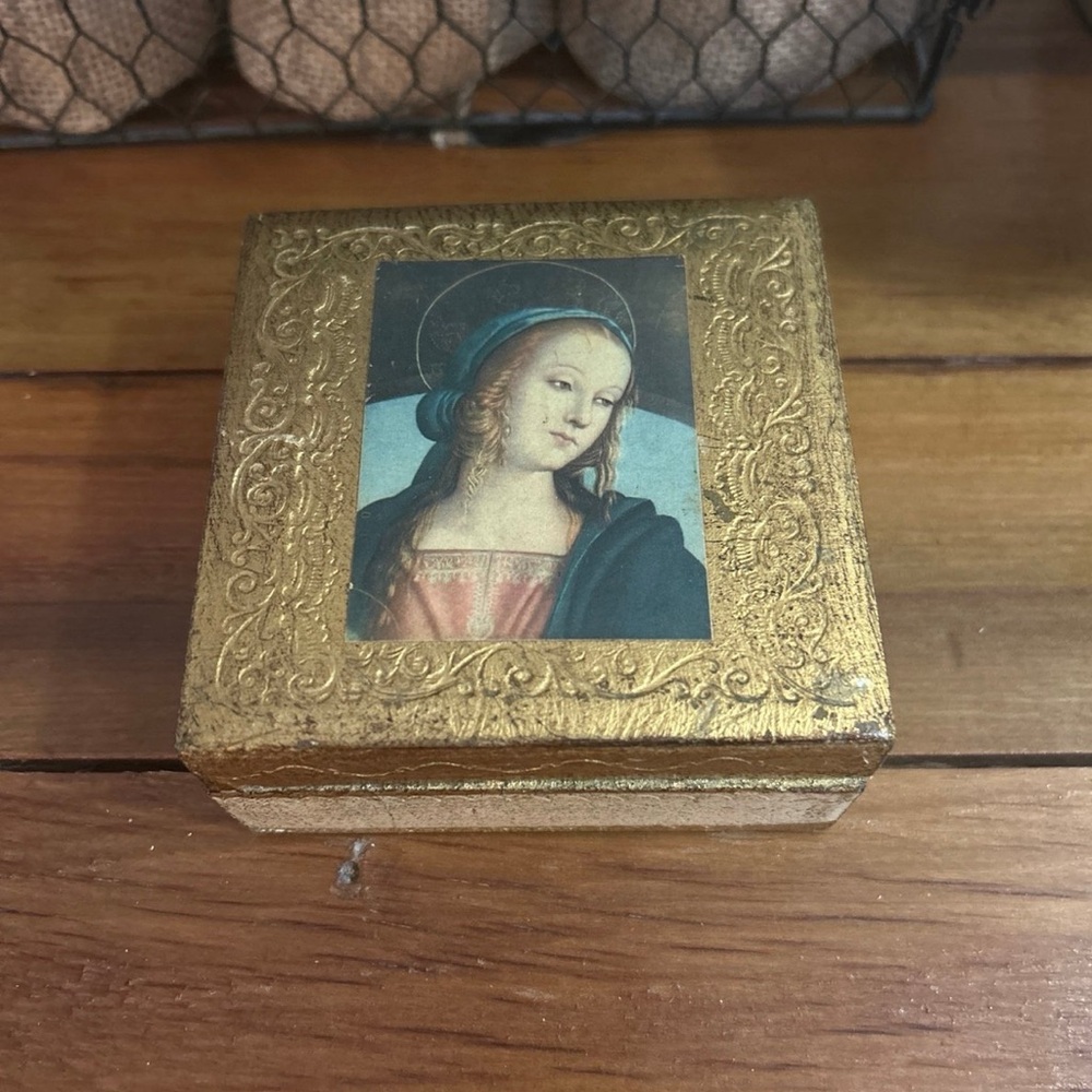 Vintage Florentia Made in Italy Wooden Hinged Trinket Box